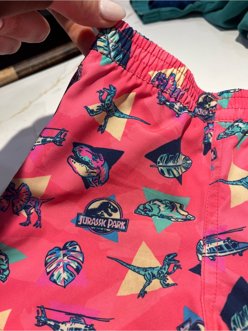 Chubbies Jurassic Park Print Toddler Swim Shorts and Matching Rash Guard 2T - Picture 5 of 8